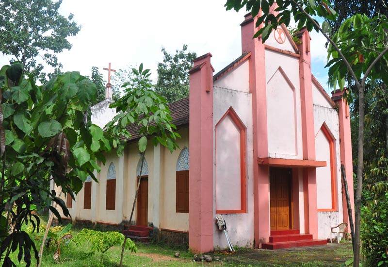 Punthala, Sacred Heart Malankara Catholic Church
